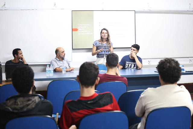 Debate orçamento 235