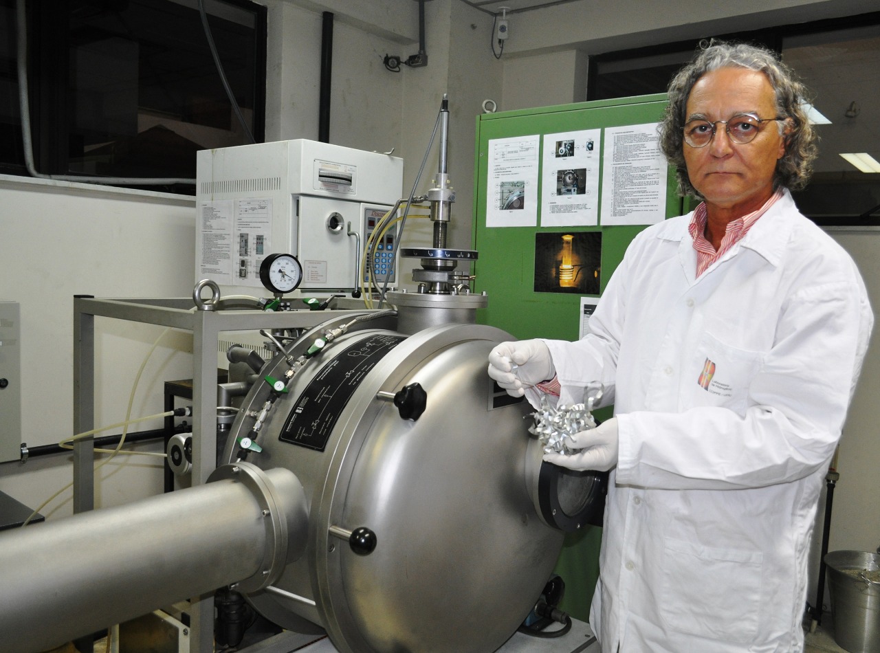 Professor Paulo Emílio WhatsApp Image 2022 05 27 at 18.14.05 1