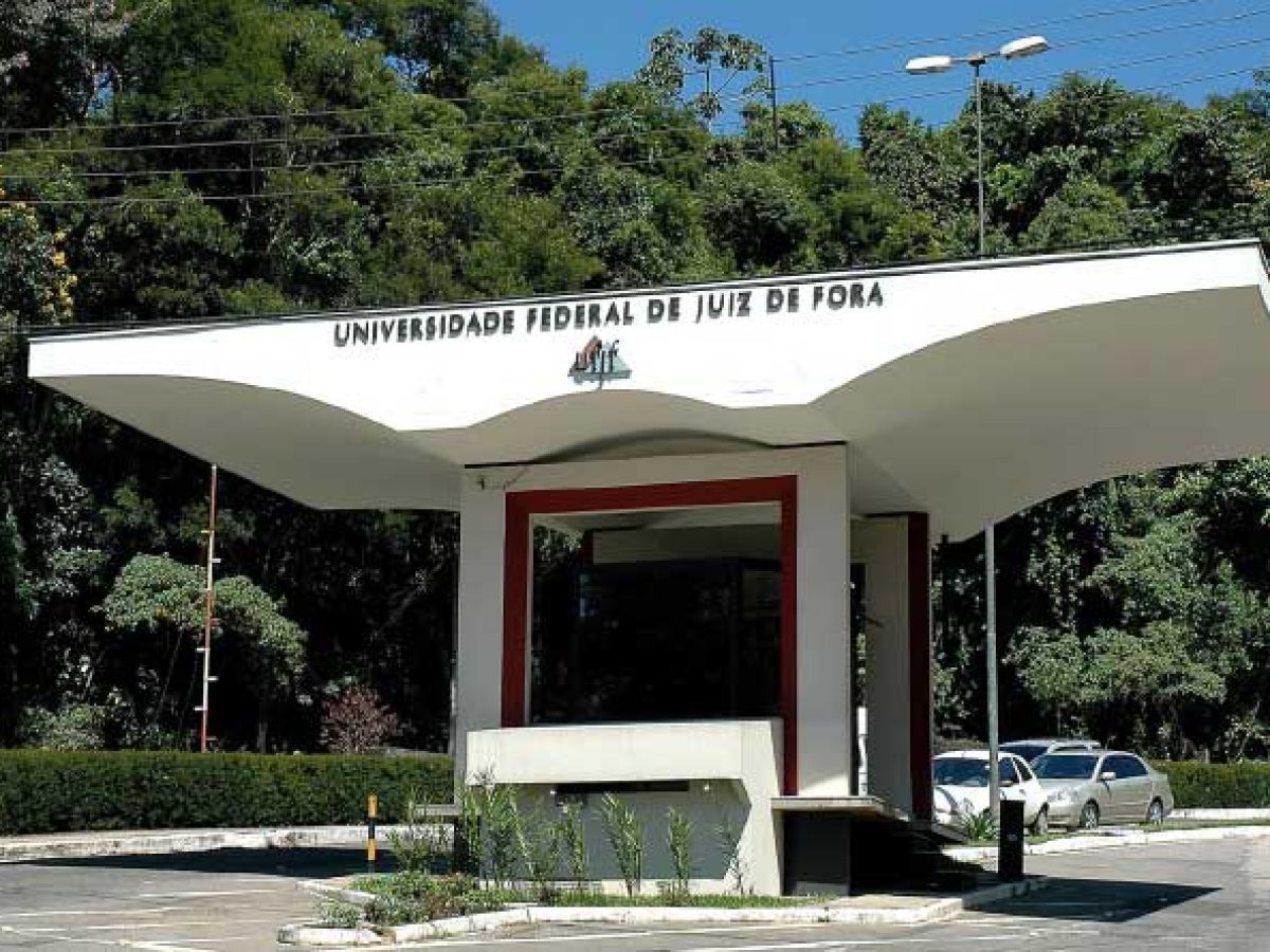 foto ufjf portico sul faculdade 1200x900 1